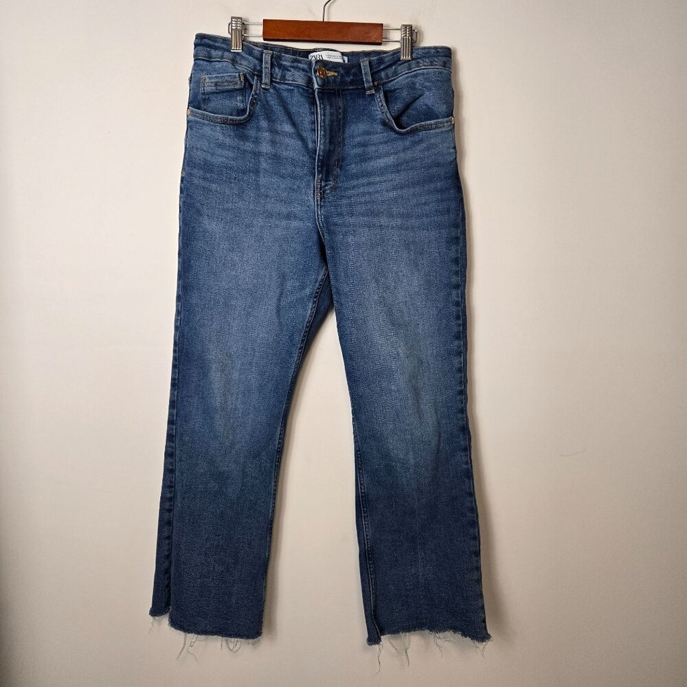 ZARA Size 8 High Rise Straight Leg Ankle Raw Hem Jeans Super Stretchy Women's